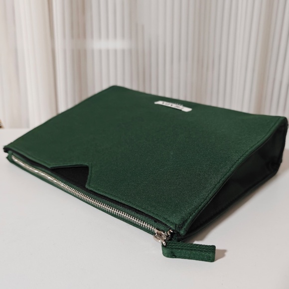 New Prada Beauty Dark Green Makeup Cosmetic Travel Bag + Dust Bag 7"x9"x2" - Picture 5 of 5